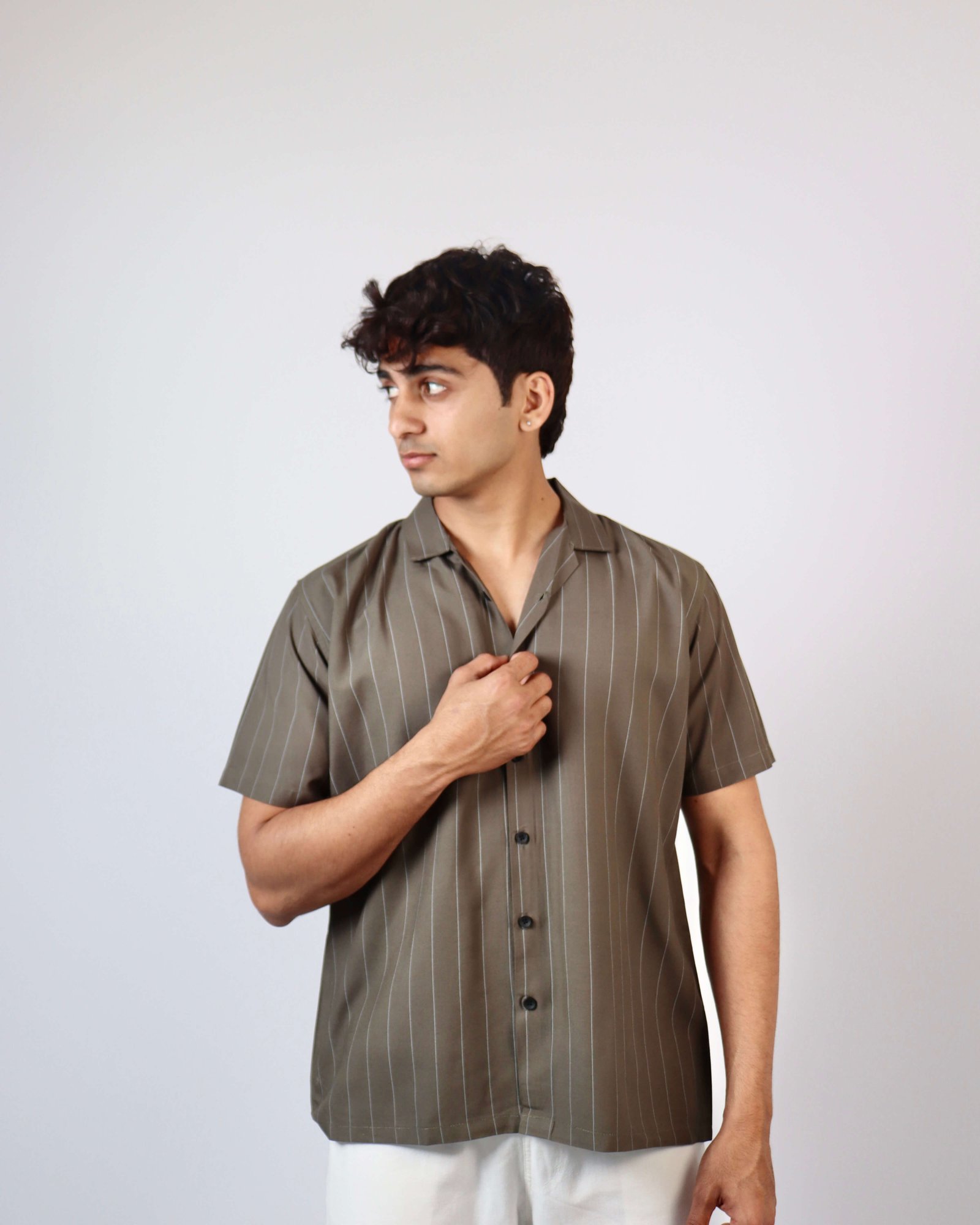 Urban Line Classic: Halfsleeves khaki